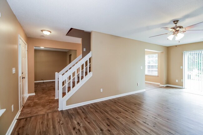 Photo - 4108 Sunbury Dr