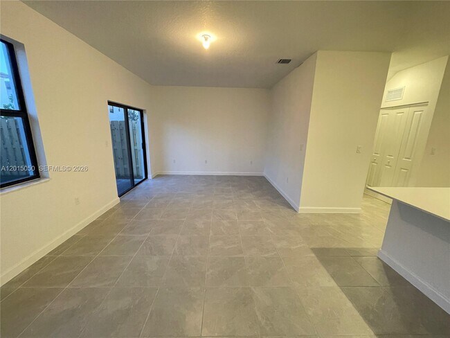 Photo - 23047 SW 131st Ave