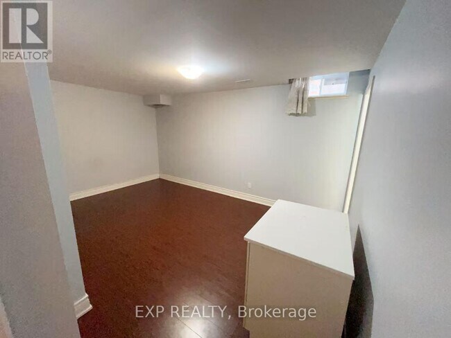 Photo - 179 Elson St