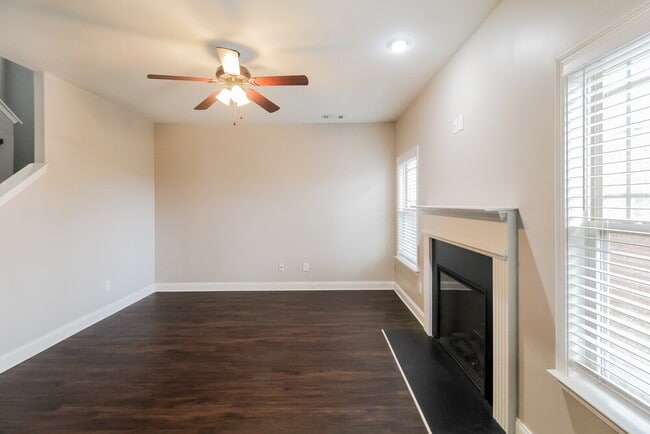 Photo - 522 Kirkland Dr