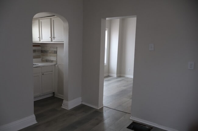 Photo - 602 W 145th St