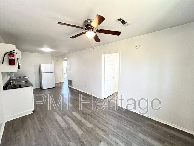 Photo - 606 Virginia St Unidad Apt 201