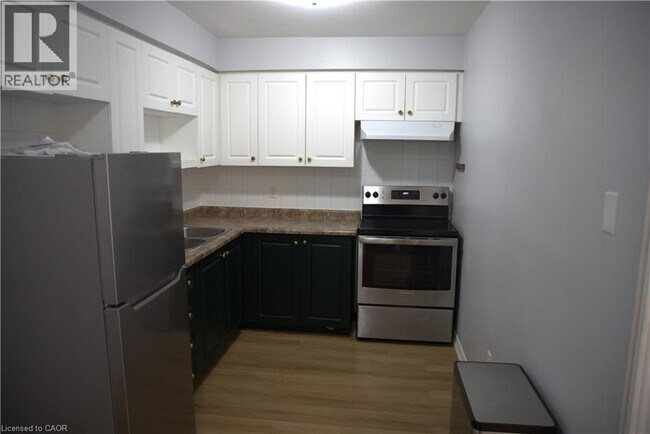 Photo - 28 Victoria Ave N Unit 314