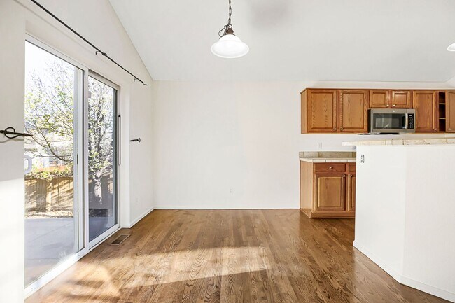 Photo - 6174 Clayton St