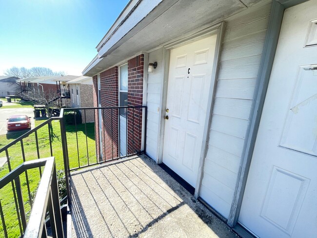 Photo - 1801 Cedarhill Dr Unidad Apt C