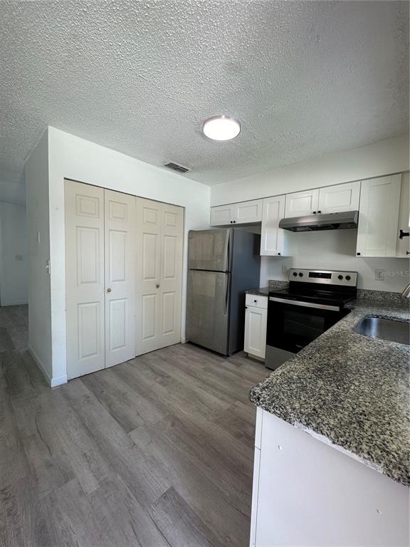 Photo - 704 Sunset Ave