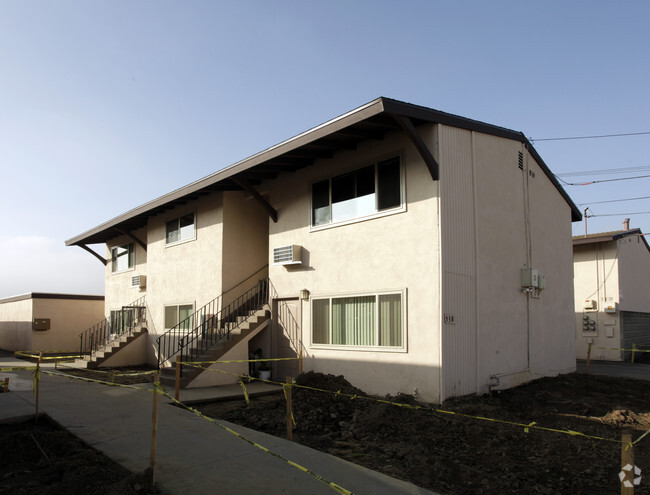 Building Photo - Azusa Hills Rental