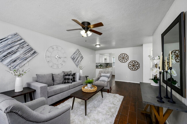 Photo - Emory at Canal