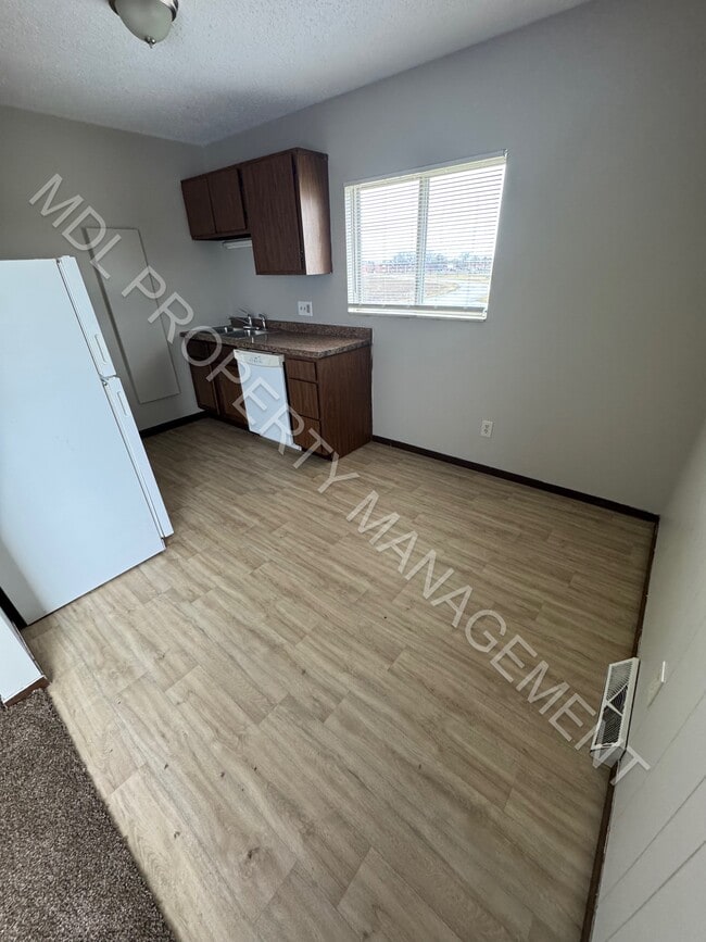 Photo - Thomas White Apartments