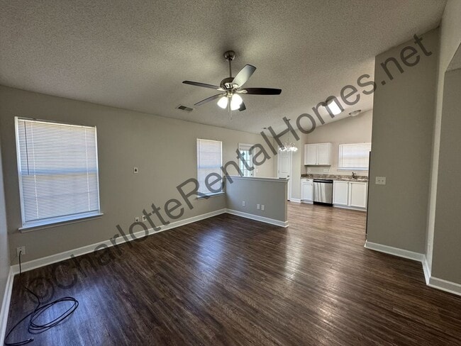 Photo - Ranch home with 2 car garage!