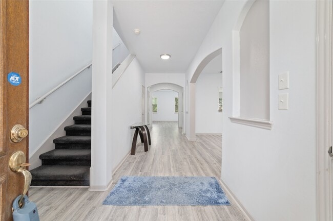 Photo - 14710 Branchwest Dr