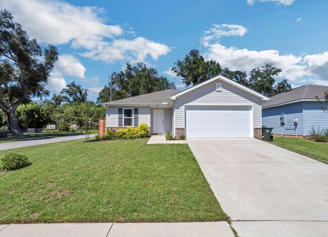 Photo - MOVE IN SPECIAL $500 OFF FIRST MONTH'S RENT