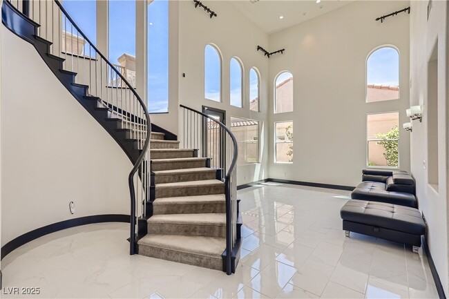 Building Photo - 2870 Peaceful Grove St