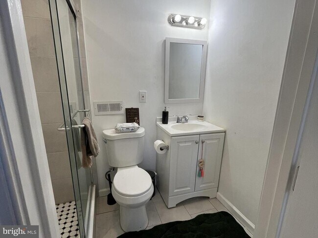 Photo - 1929 Titan St