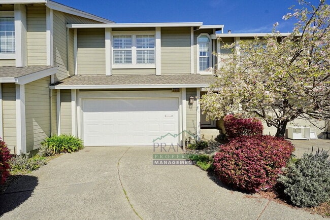 Building Photo - 13 Rockport Cove