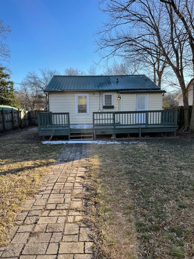 Photo - 5 Points Bungalow