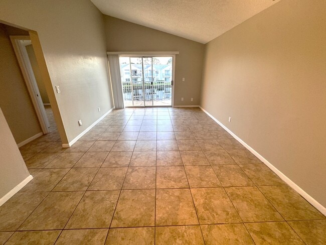 Photo - 2544 Woodgate Blvd