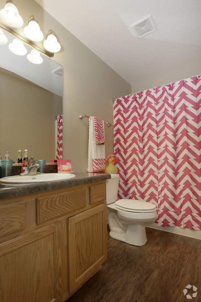 Martin's Landing Apartments For Rent in Martinsburg, WV