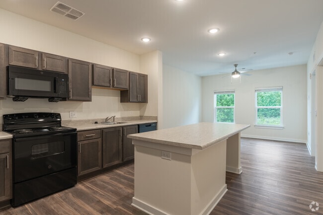 1BR, 1BA - 673SF