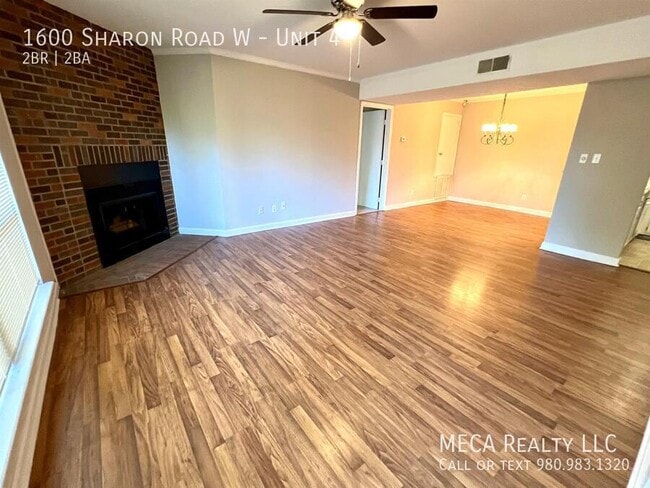 Photo - 1600 Sharon Rd W Unidad 4