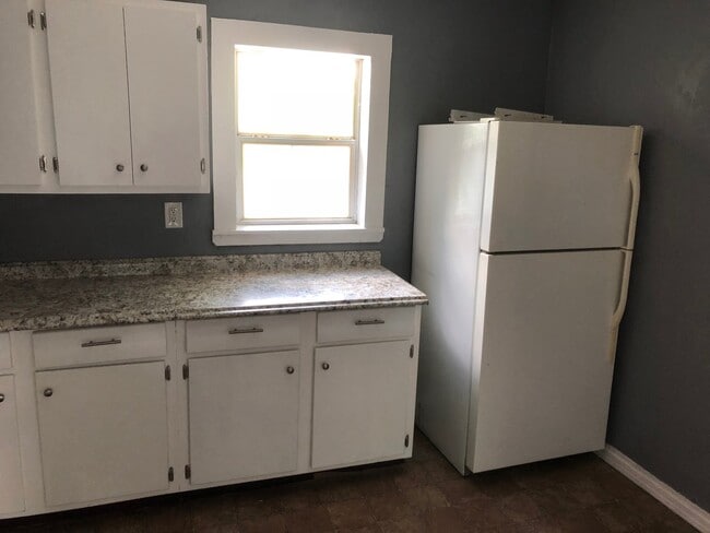 Photo - Nice Garage Apartment