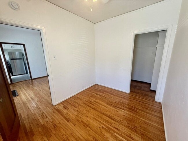 1844 E 5th St. #3