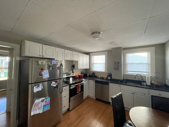 Kitchen - 11 Crescent Ave Unidad 11 Crescent 1st