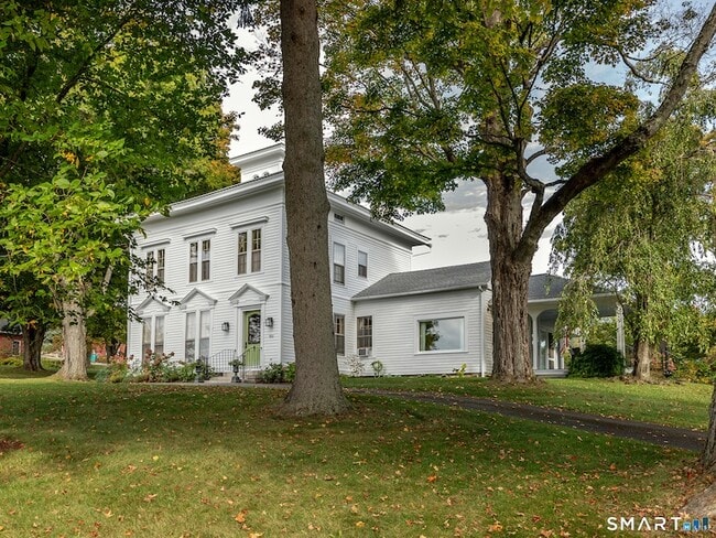 15 Hopkins Rd
