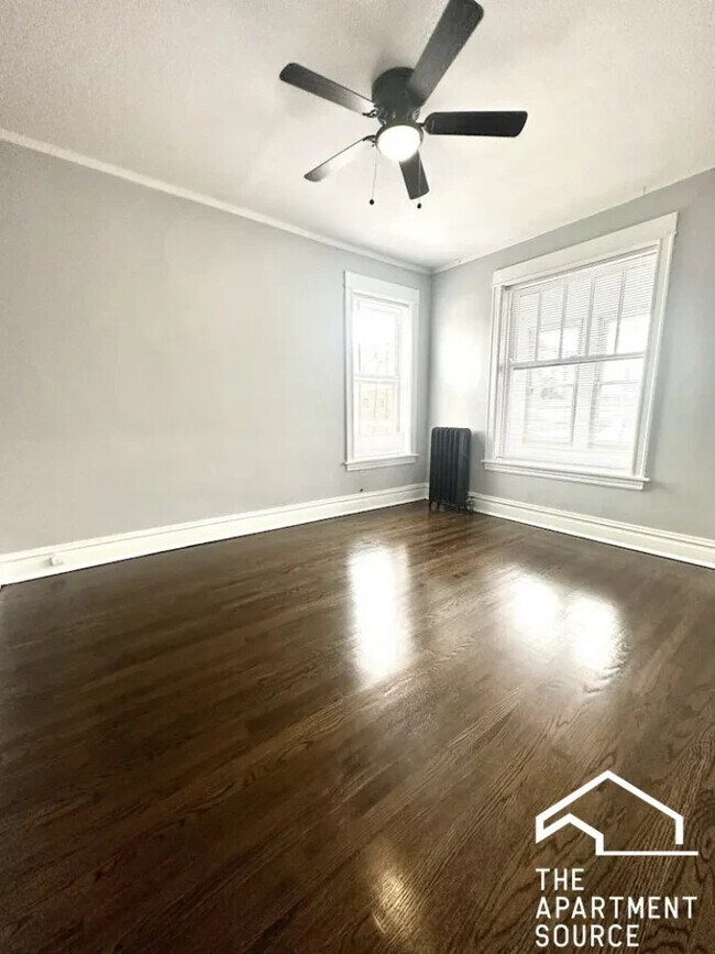 Photo - 1214 W Rosemont Ave Unit 1214 West Rosemont Avenue