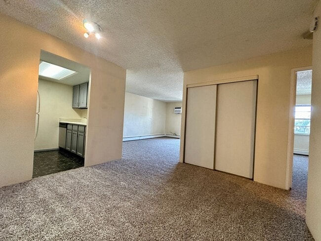 Photo - 1150 Unit #211