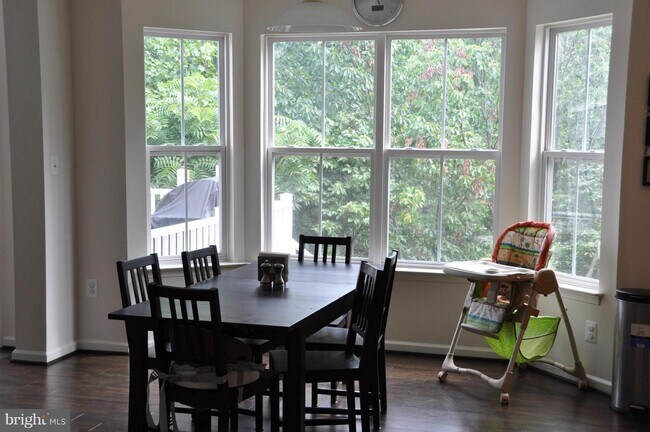 Photo - 1309 Yates Cir