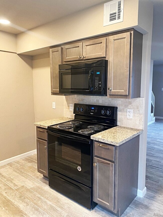 Photo - 8674 Glen Meadow Ln