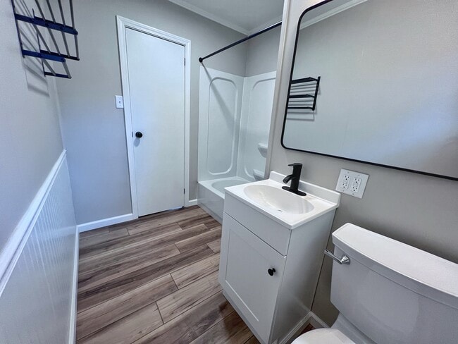 Photo - 2926 W Breese Rd