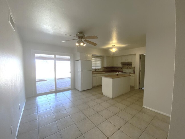 Photo - 14619 N 62nd Ave