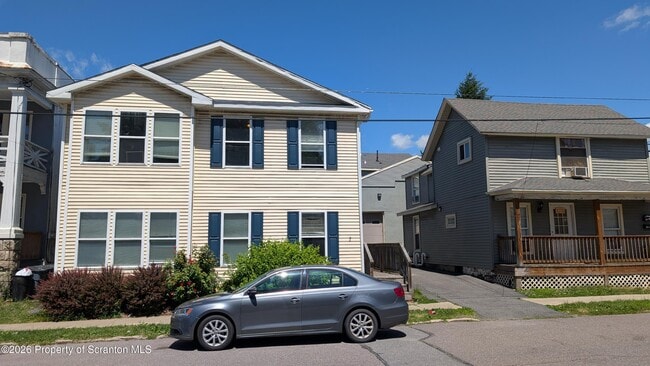 Building Photo - 114 Prospect Ave