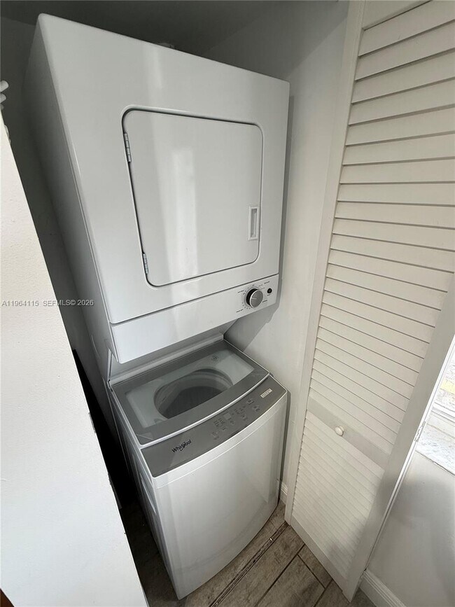 Photo - 219 NW 12th Ave Unit 711