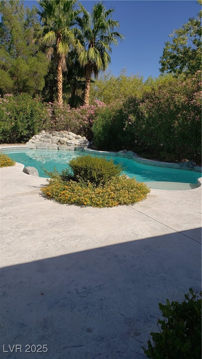 Photo - 3030 American River Ln