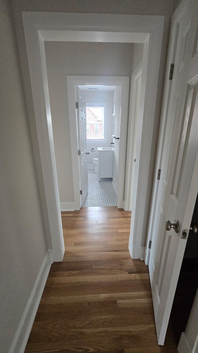 4418 Cutshaw Ave Unit 2