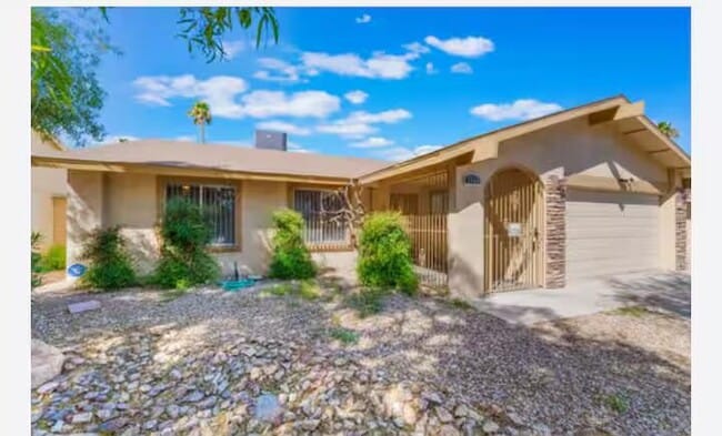 Photo - 2608 Yardley St