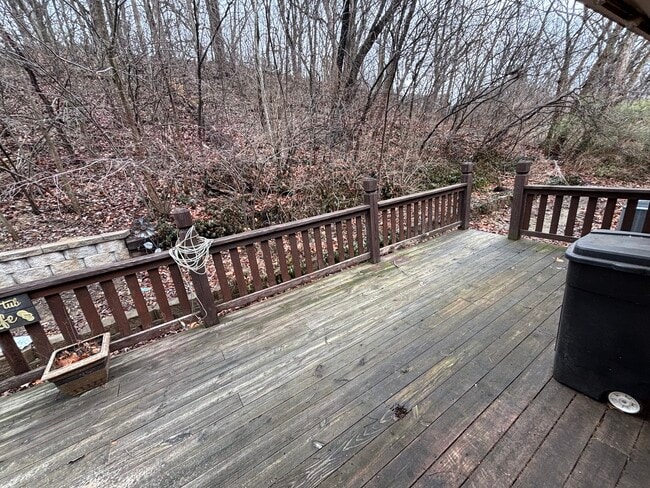 Photo - 607 Spruce Ave