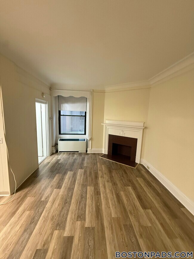 62 Boylston St Unidad 422