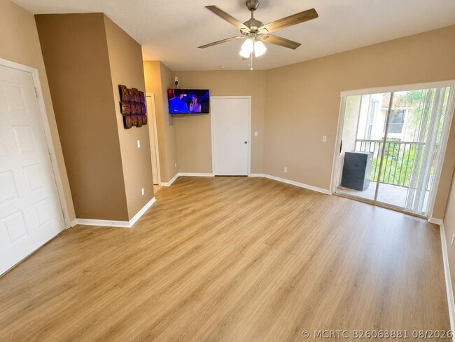 Building Photo - 9983 Perfect Dr Unit side B