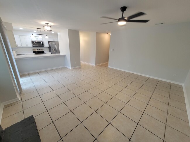 Photo - 1596 Misty Garden Way