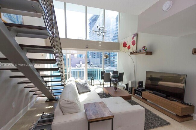 Photo - 41 SE 5th St