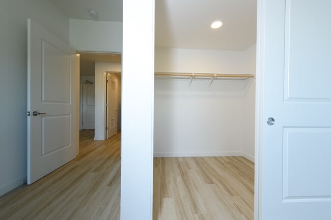 Rising Sun Apartments