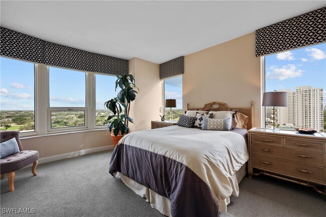 Building Photo - 7117 Pelican Bay Blvd Unit 1101 Rental