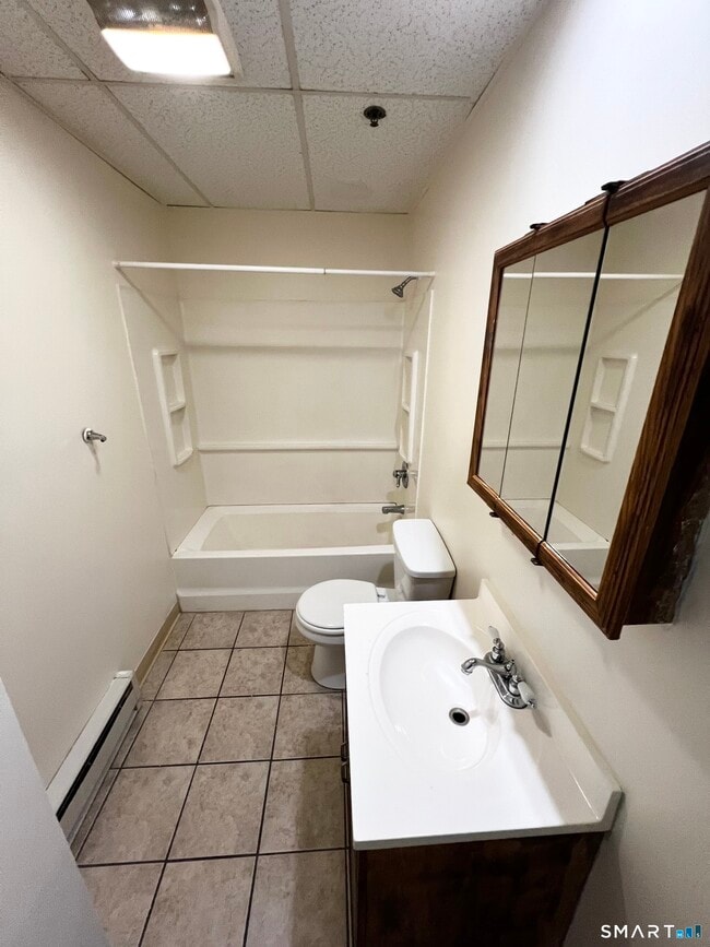 696 Main St Unit A2