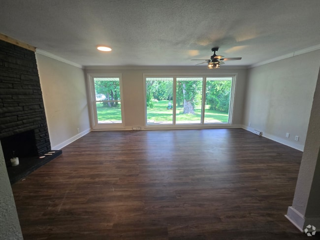 Building Photo - 8708 E 81 Terrace Rental