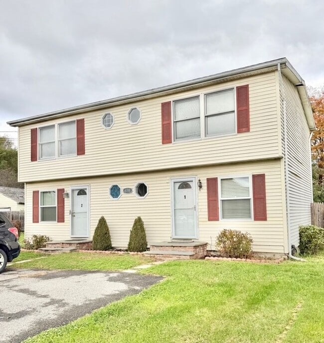 Building Photo - 120 Hinsdale St Unit 120 Hinsdale St Apt. 1