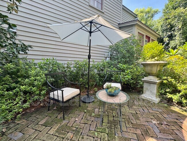 Photo - 8 Leo Ln